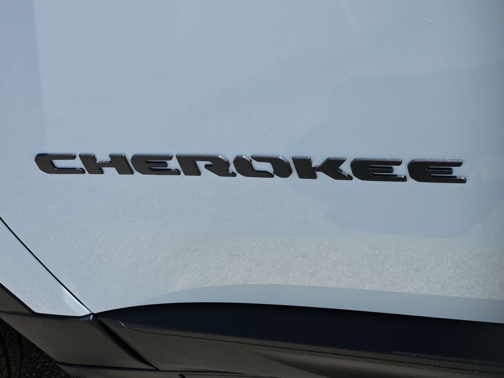 2026 Jeep Cherokee CHEROKEE LAREDO 4X4