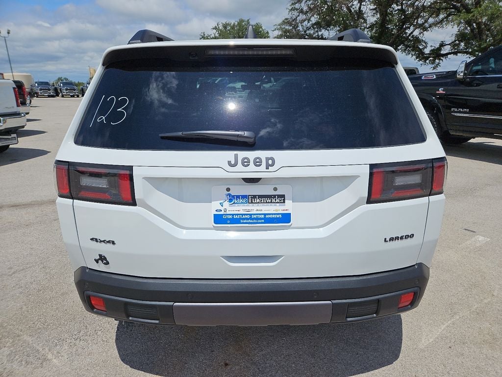 2026 Jeep Cherokee CHEROKEE LAREDO 4X4