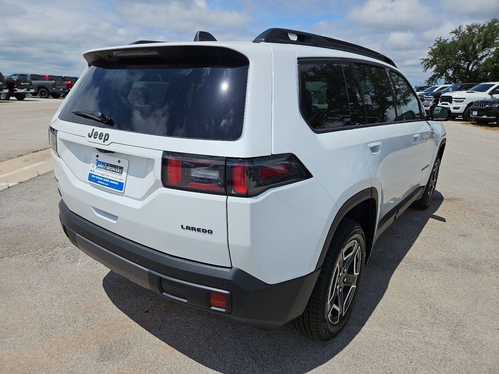 2026 Jeep Cherokee CHEROKEE LAREDO 4X4