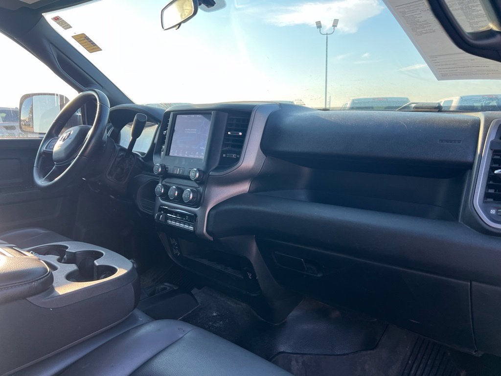 2021 RAM 3500 Tradesman Crew Cab 4x4 8' Box