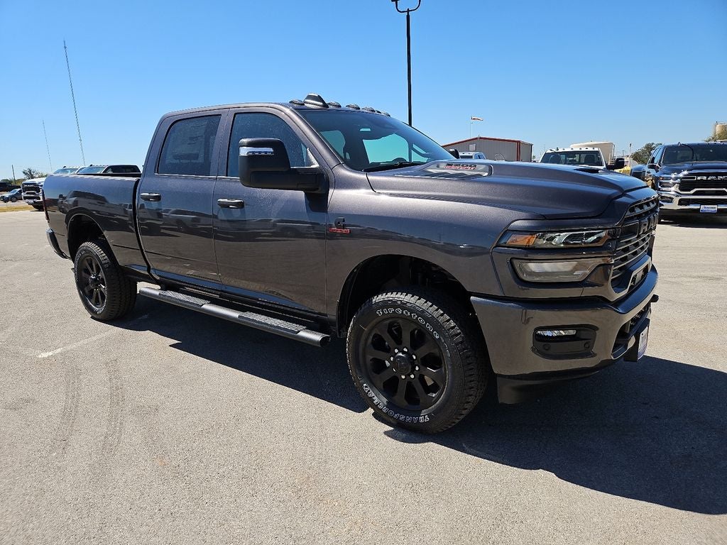 2027 RAM 2500 RAM 2500 BLACK EXPRESS CREW CAB 4X4 6'4' BOX