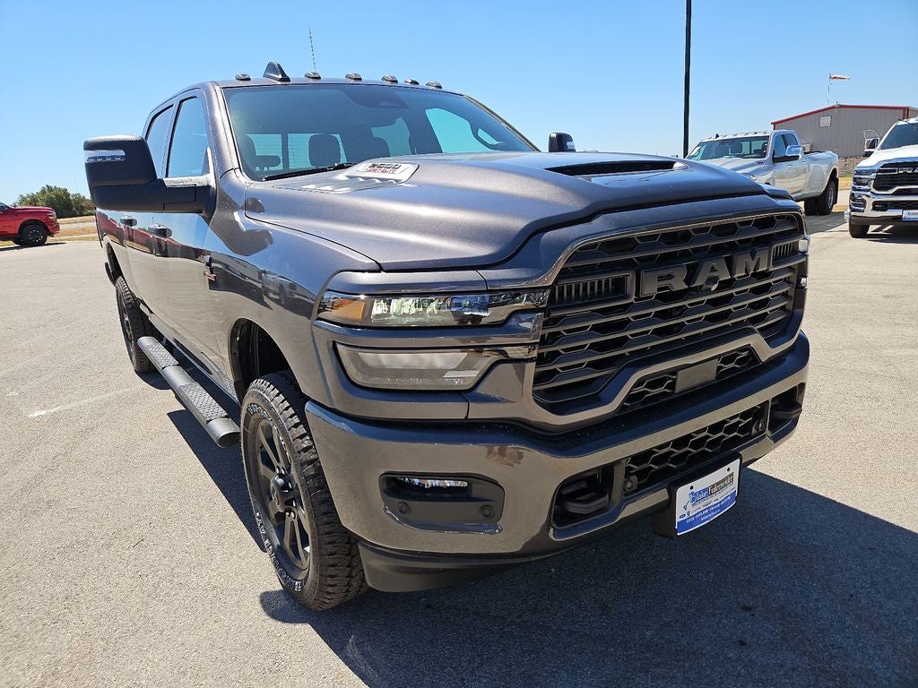 2027 RAM 2500 RAM 2500 BLACK EXPRESS CREW CAB 4X4 6'4' BOX