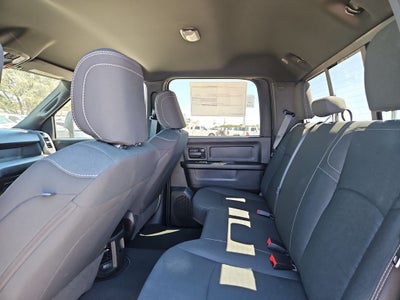 2027 RAM 2500 RAM 2500 BLACK EXPRESS CREW CAB 4X4 6'4' BOX