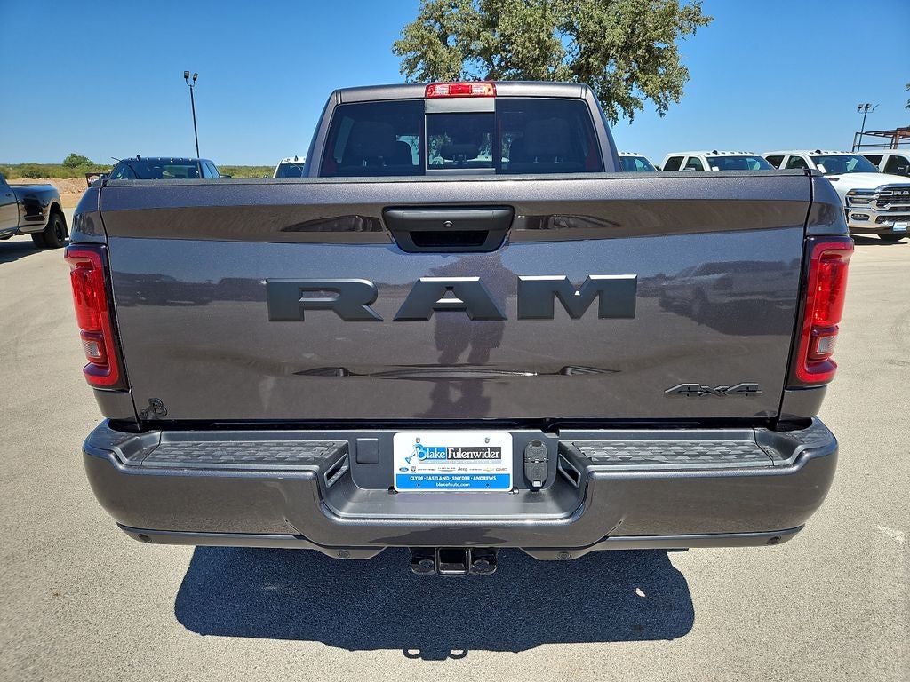 2027 RAM 2500 RAM 2500 BLACK EXPRESS CREW CAB 4X4 6'4' BOX