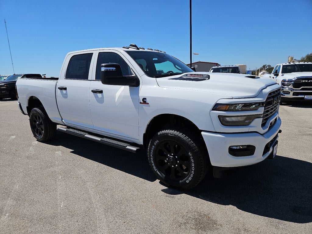 2027 RAM 2500 RAM 2500 BLACK EXPRESS CREW CAB 4X4 6'4' BOX