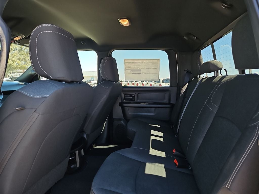 2027 RAM 2500 RAM 2500 BLACK EXPRESS CREW CAB 4X4 6'4' BOX