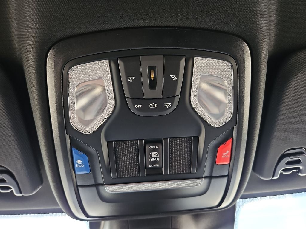2026 RAM 2500 RAM 2500 TRADESMAN CREW CAB 4X4 6'4' BOX