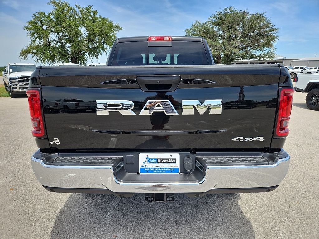 2026 RAM 2500 RAM 2500 TRADESMAN CREW CAB 4X4 6'4' BOX