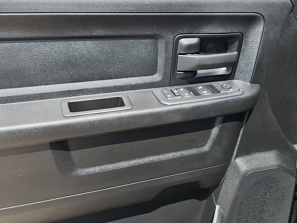 2026 RAM 2500 RAM 2500 TRADESMAN CREW CAB 4X4 6'4' BOX
