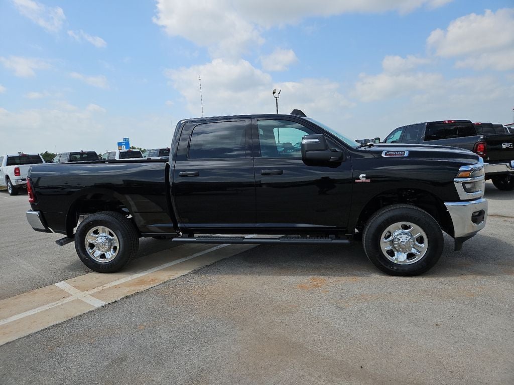2026 RAM 2500 RAM 2500 TRADESMAN CREW CAB 4X4 6'4' BOX