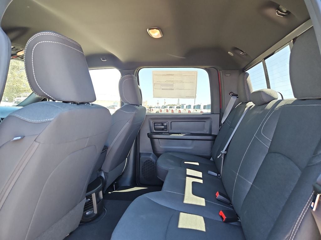 2027 RAM 2500 RAM 2500 BLACK EXPRESS CREW CAB 4X4 6'4' BOX