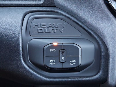 2027 RAM 2500 RAM 2500 BLACK EXPRESS CREW CAB 4X4 6'4' BOX