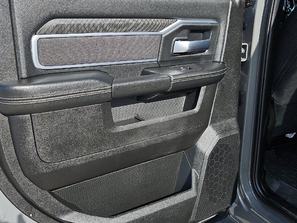 2026 RAM 2500 Lone Star Crew Cab 4x4 6'4' Box