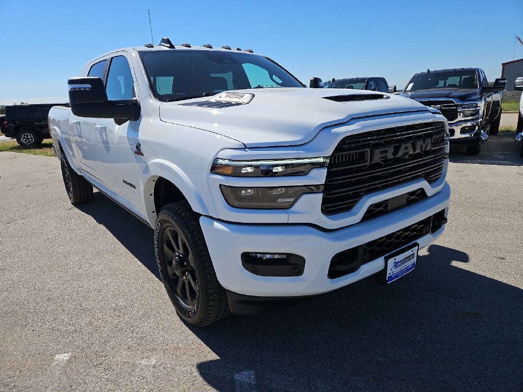2027 RAM 2500 RAM 2500 LARAMIE MEGA CAB 4X4 6'4' BOX