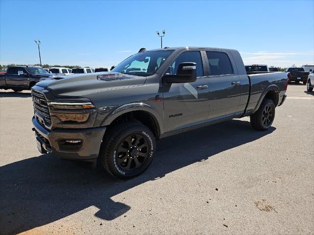 2027 RAM 2500 RAM 2500 LARAMIE MEGA CAB 4X4 6'4' BOX