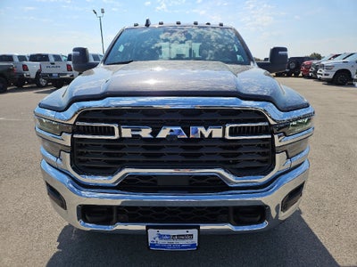 2027 RAM 3500 RAM 3500 TRADESMAN CREW CAB 4X4 8' BOX