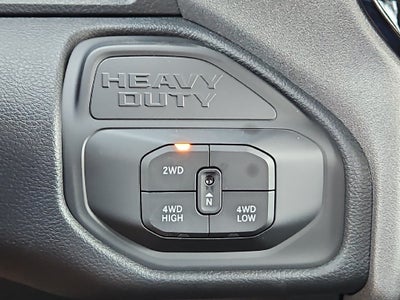 2027 RAM 3500 RAM 3500 TRADESMAN CREW CAB 4X4 8' BOX