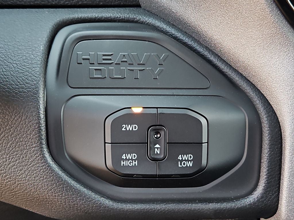 2026 RAM 3500 RAM 3500 TRADESMAN CREW CAB 4X4 8' BOX