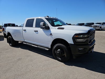 2027 RAM 3500 RAM 3500 TRADESMAN CREW CAB 4X4 8' BOX