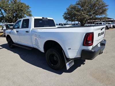 2027 RAM 3500 RAM 3500 TRADESMAN CREW CAB 4X4 8' BOX