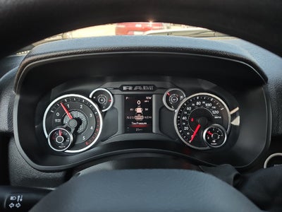 2027 RAM 3500 RAM 3500 TRADESMAN CREW CAB 4X4 8' BOX