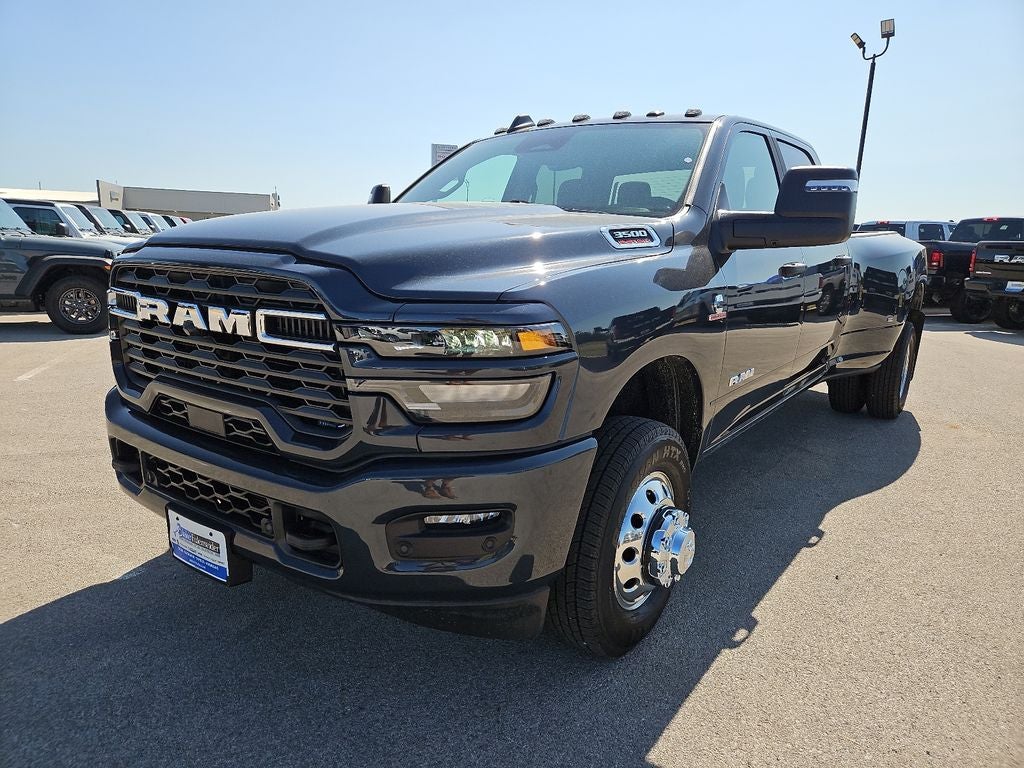 2026 RAM 3500 RAM 3500 LONE STAR CREW CAB 4X4 8' BOX