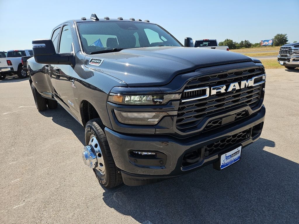 2026 RAM 3500 RAM 3500 LONE STAR CREW CAB 4X4 8' BOX