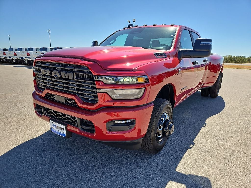 2027 RAM 3500 RAM 3500 LONE STAR CREW CAB 4X4 8' BOX