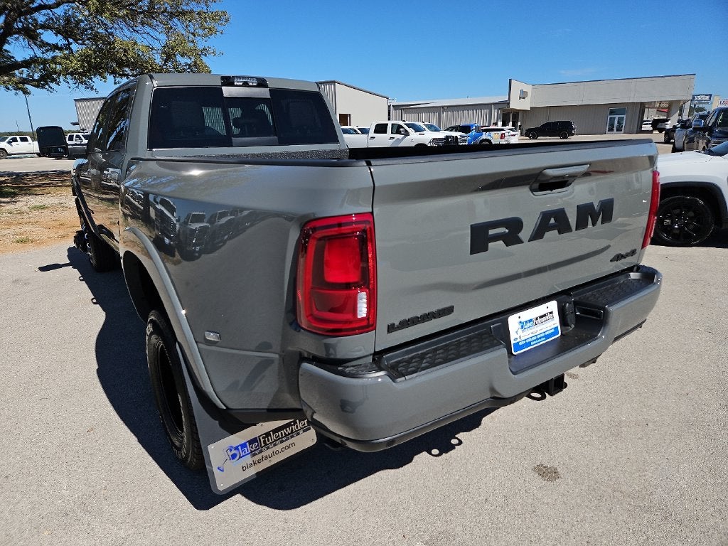 2027 RAM 3500 RAM 3500 LARAMIE CREW CAB 4X4 8' BOX