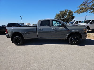 2027 RAM 3500 RAM 3500 LARAMIE CREW CAB 4X4 8' BOX