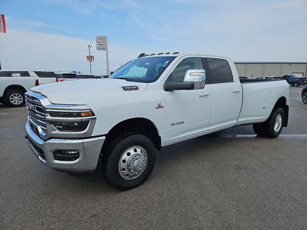 2025 RAM 3500 Laramie Crew Cab 4x4 8' Box