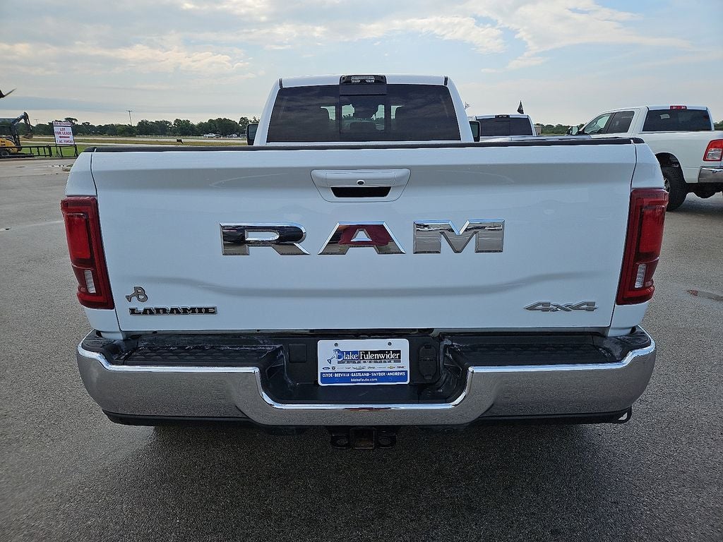 2025 RAM 3500 Laramie Crew Cab 4x4 8' Box