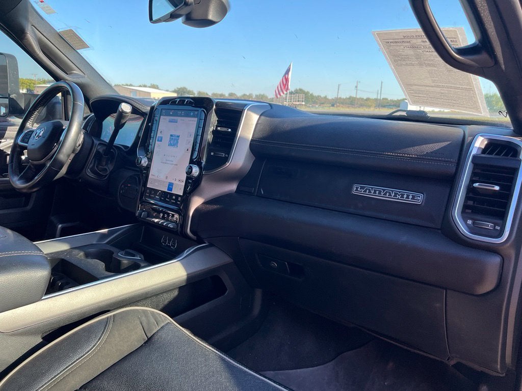 2022 RAM 3500 Laramie Crew Cab 4x4 8' Box