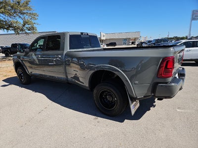2027 RAM 3500 RAM 3500 LIMITED CREW CAB 4X4 8' BOX