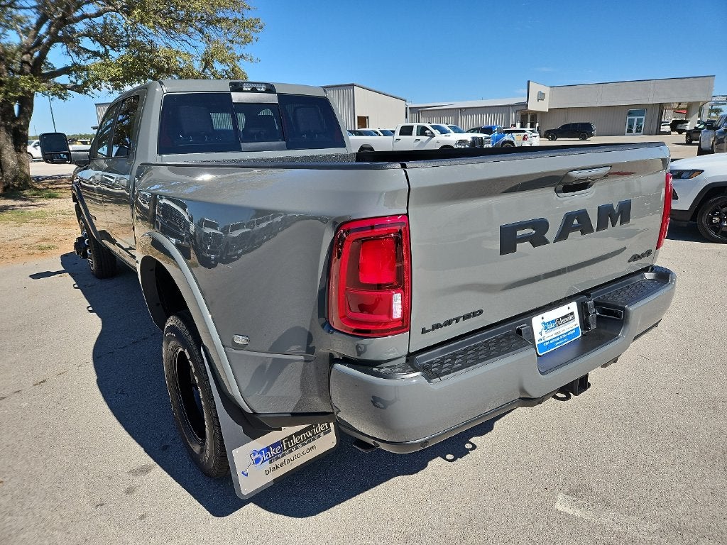2027 RAM 3500 RAM 3500 LIMITED CREW CAB 4X4 8' BOX