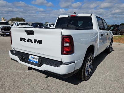 2027 RAM 1500 RAM 1500 EXPRESS CREW CAB 4X2 5'7' BOX