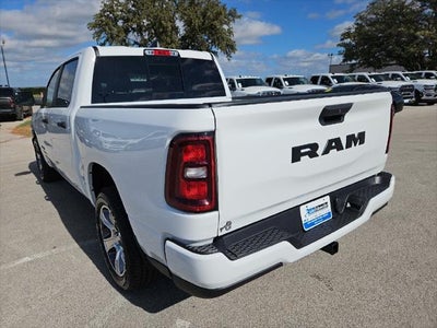 2027 RAM 1500 RAM 1500 EXPRESS CREW CAB 4X2 5'7' BOX