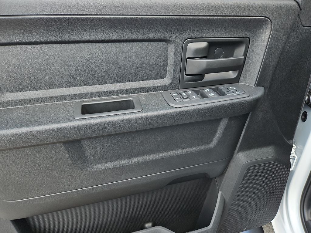 2026 RAM 2500 RAM 2500 TRADESMAN CREW CAB 4X4 6'4' BOX