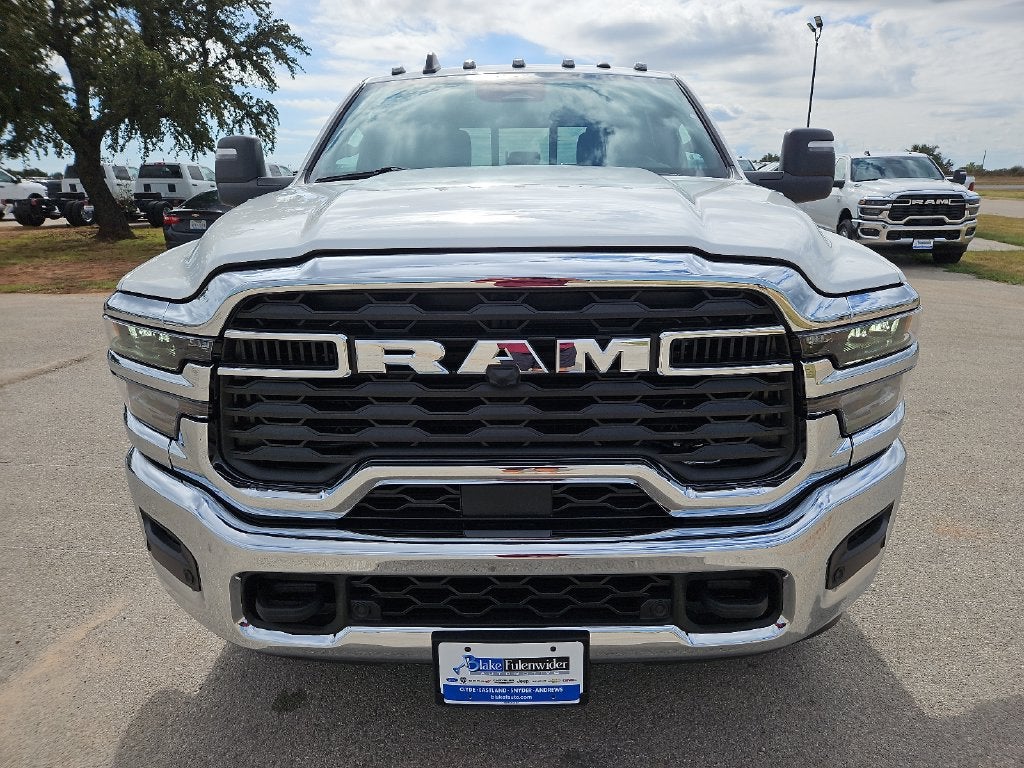 2027 RAM 2500 RAM 2500 TRADESMAN CREW CAB 4X4 8' BOX