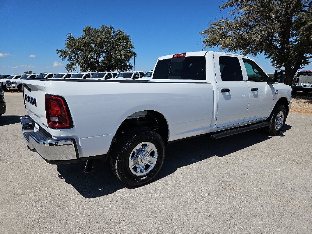 2027 RAM 2500 RAM 2500 TRADESMAN CREW CAB 4X4 8' BOX