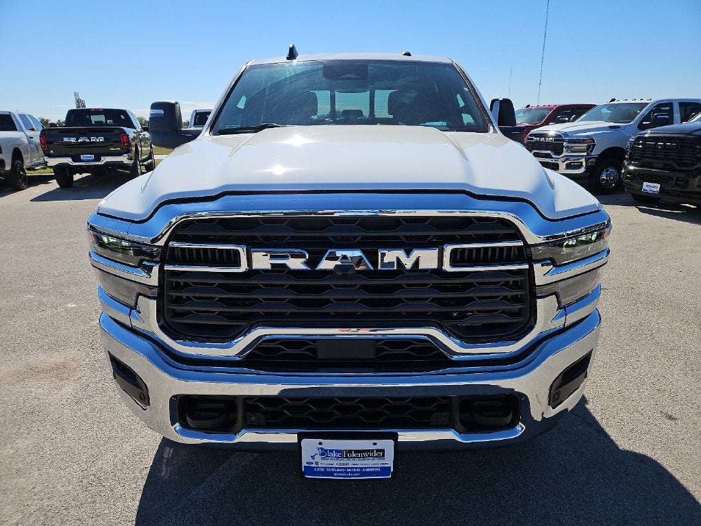 2027 RAM 2500 RAM 2500 TRADESMAN CREW CAB 4X4 8' BOX