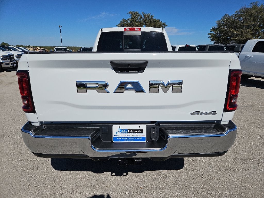 2027 RAM 2500 RAM 2500 TRADESMAN CREW CAB 4X4 8' BOX
