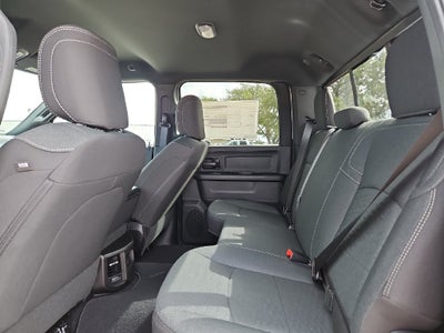 2027 RAM 2500 RAM 2500 TRADESMAN CREW CAB 4X4 8' BOX