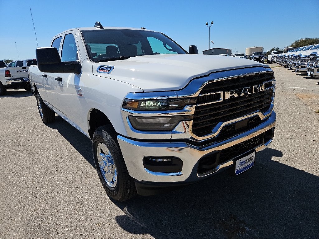 2027 RAM 2500 RAM 2500 TRADESMAN CREW CAB 4X4 8' BOX