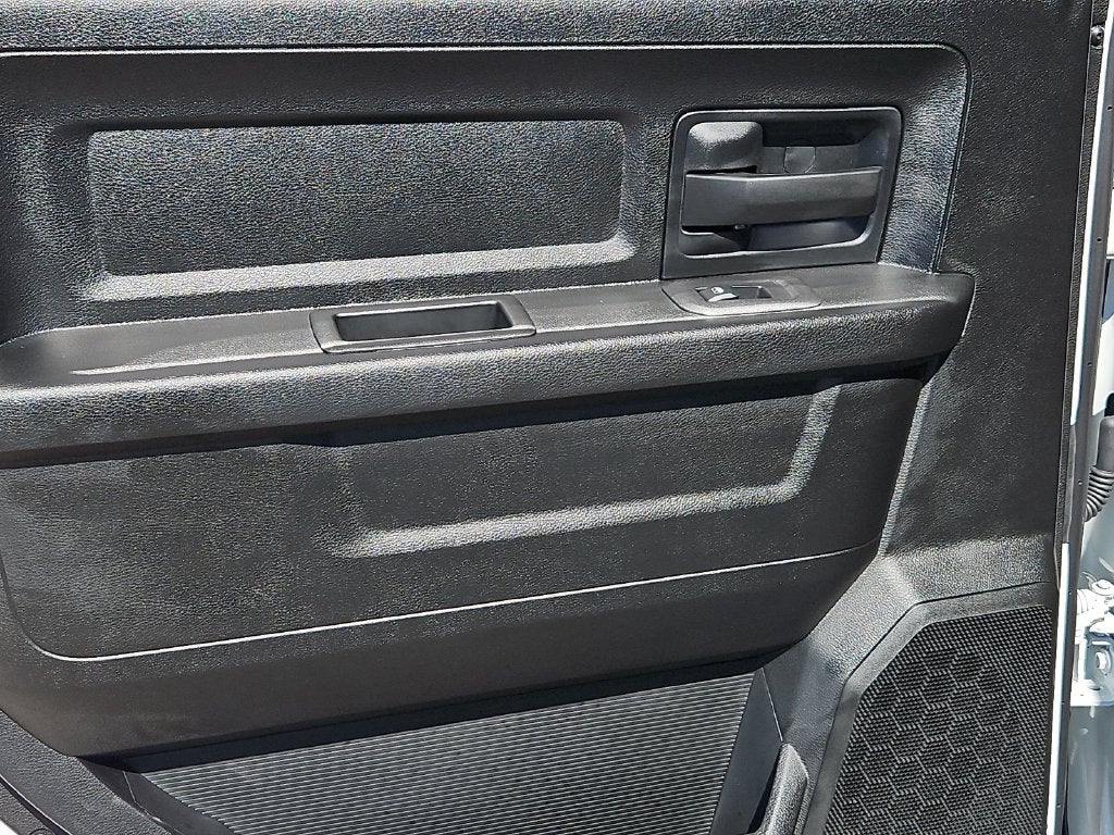2027 RAM 2500 RAM 2500 TRADESMAN CREW CAB 4X4 8' BOX