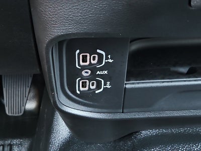 2027 RAM 2500 RAM 2500 TRADESMAN CREW CAB 4X4 8' BOX