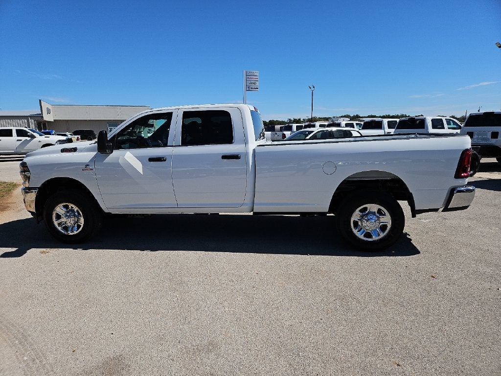 2027 RAM 2500 RAM 2500 TRADESMAN CREW CAB 4X4 8' BOX