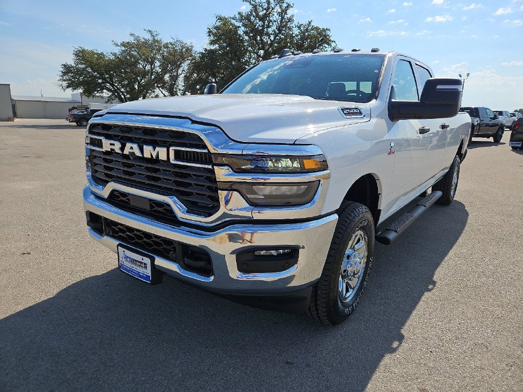 2027 RAM 2500 RAM 2500 TRADESMAN CREW CAB 4X4 8' BOX