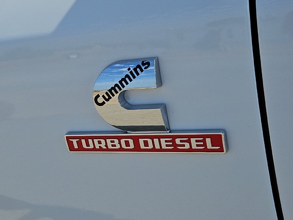 2027 RAM 2500 RAM 2500 TRADESMAN CREW CAB 4X4 8' BOX