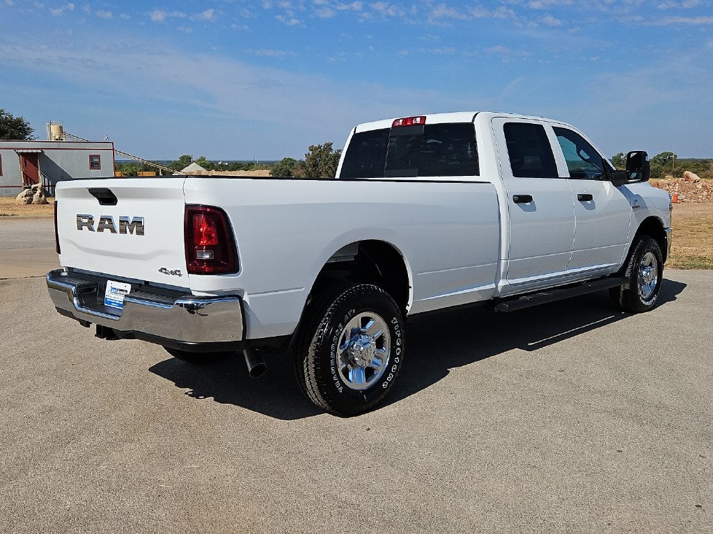 2027 RAM 2500 RAM 2500 TRADESMAN CREW CAB 4X4 8' BOX